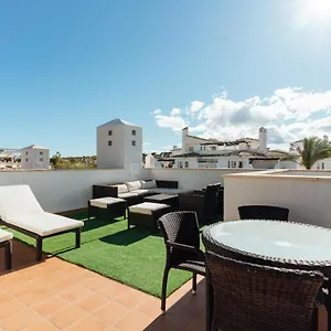  Apartamento 2bdr Penthouse, Naranjos, W/pool, 2km P.banus